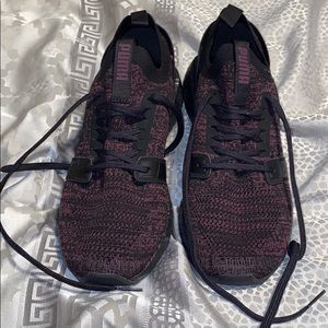 Puma soft foam purple & black sneakers